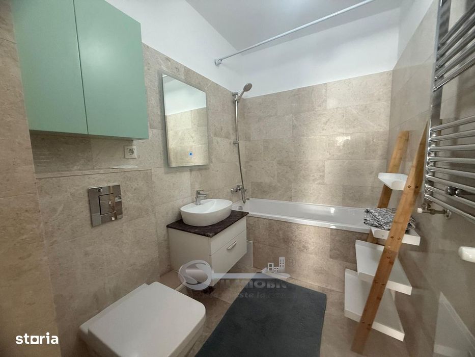 Apartament 3 Camere, Copou, 90 Mp, Decomandat, Mobilat, Intabulat, Loc