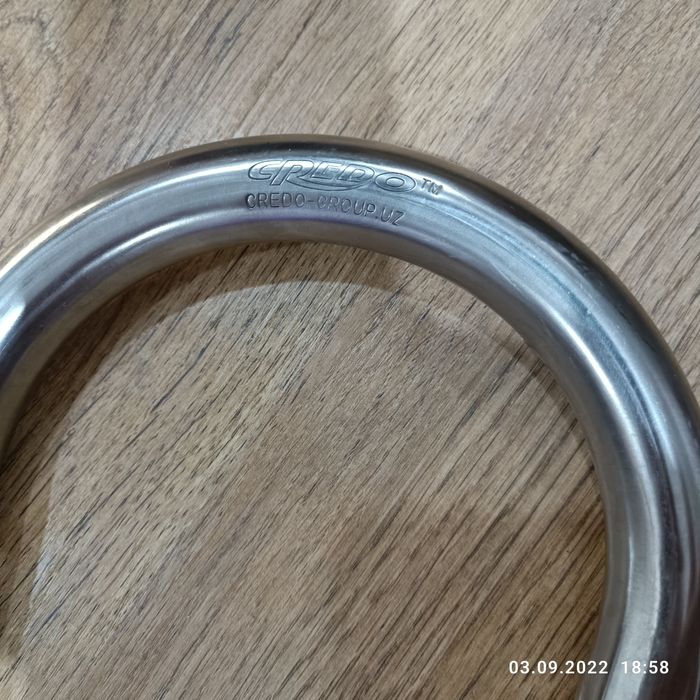 Продается полотенцесушитель для ванны. Нержавейка.