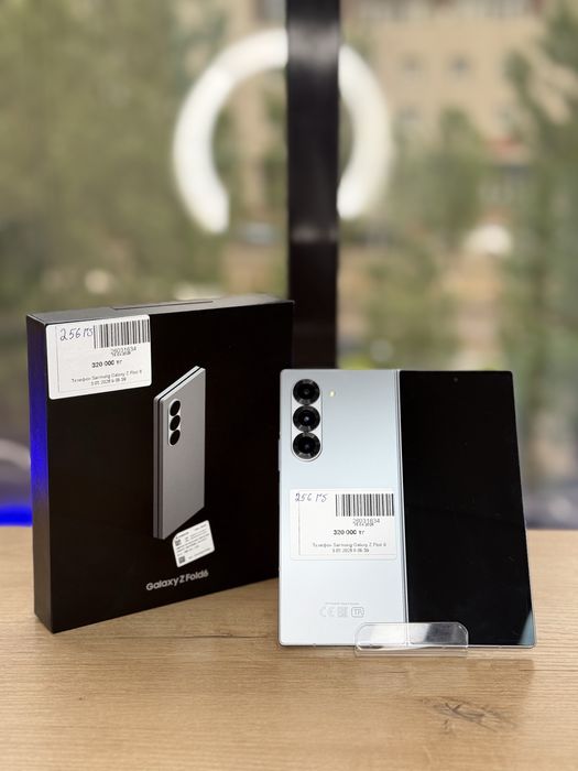 Телефон Samsung Galaxy Z Flod 6 256ГБ / Рассрочка 0-0-12