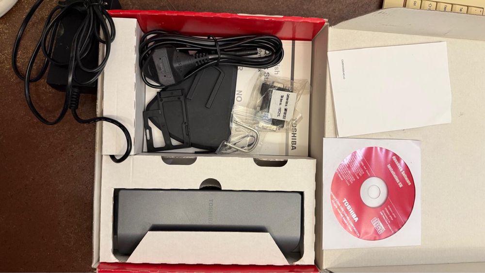 Toshiba Dynadock DVI – stație de andocare USB