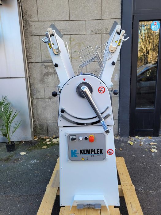 Masina turat foietaj noua Italia