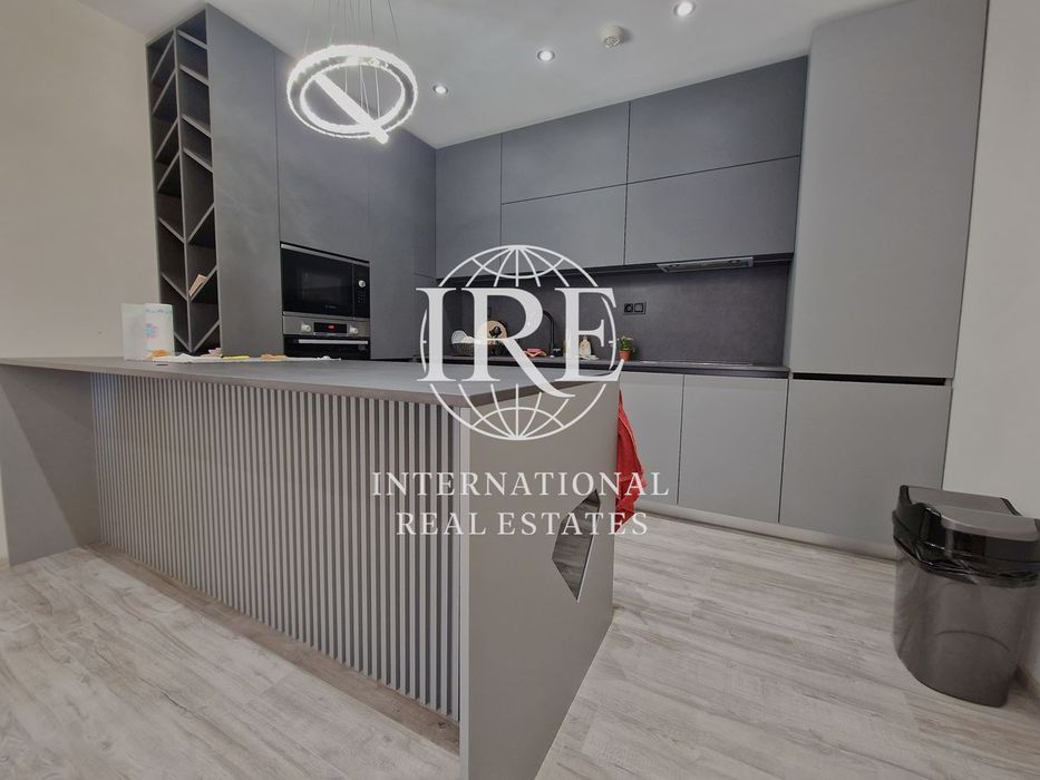 Продава се Тристаен апартамент в Балчик - 136 кв.м за 413 €/кв.м - Снимка #3