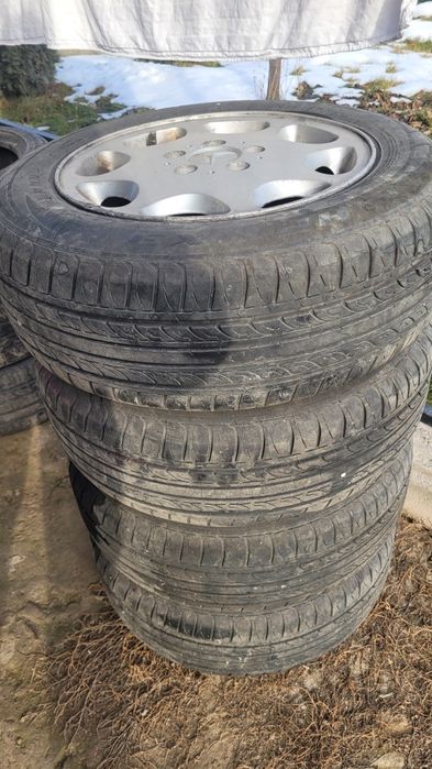 Продам шины размер 15