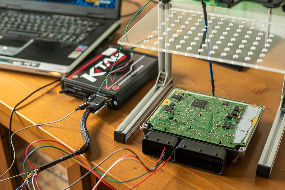 Diagnoza - Reparatii Electrice Auto - Codari - Clonare ECU - BCM - FRM