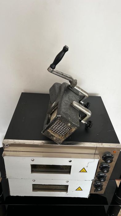 Пицца печь и фрирезка