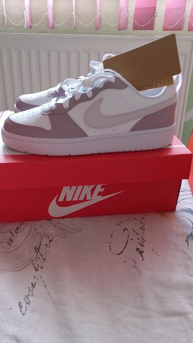 Нови маратонки Nike