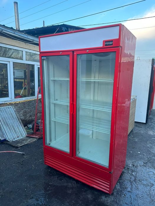 Витринные холодильники б/у