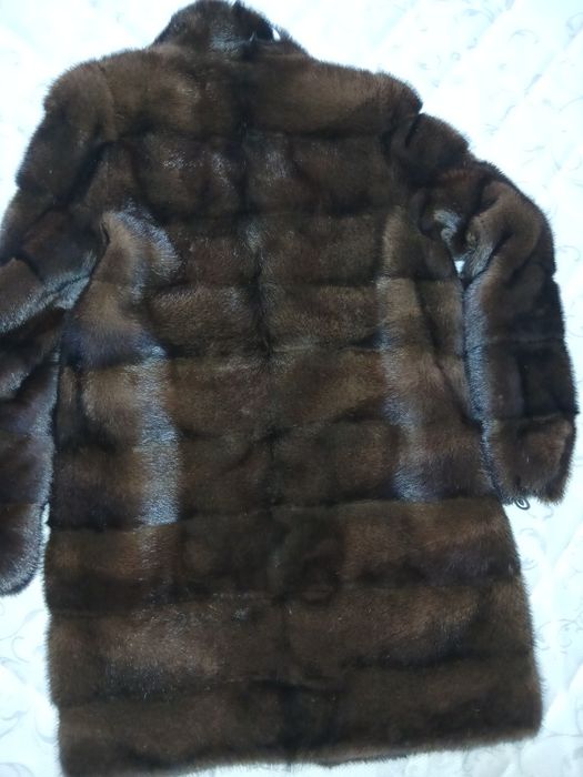 Продам шубу 25000