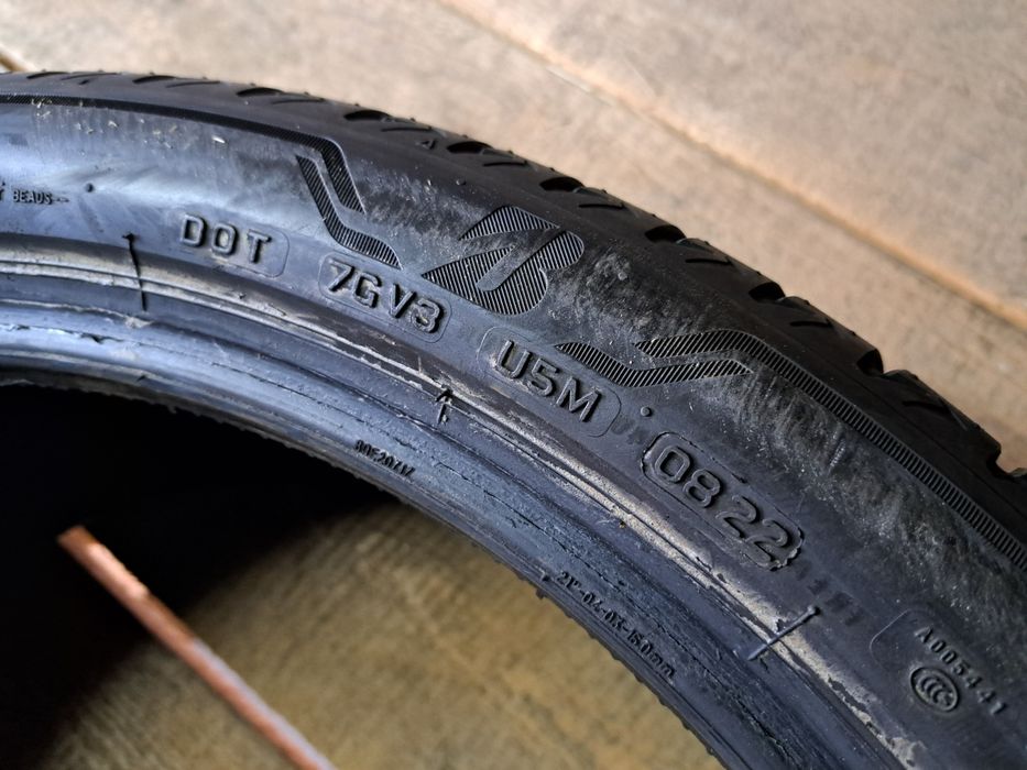 O anvelopa 275/35 R21 Bridgestone runflat