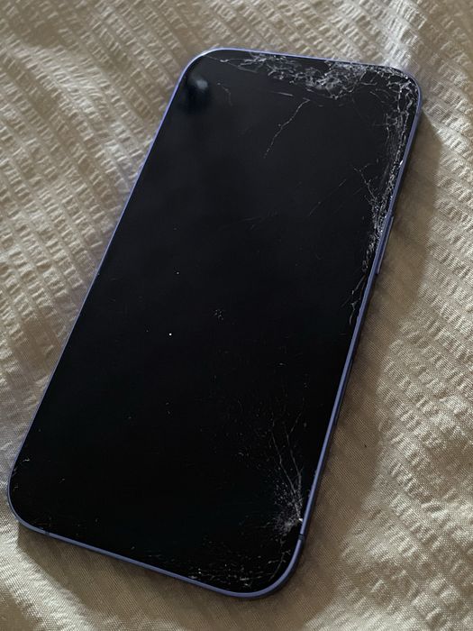 Iphone 16 128 гб, акб 92%