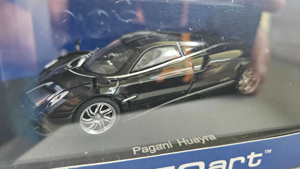 Macheta Pagani Huayra 1:43 AutoArt