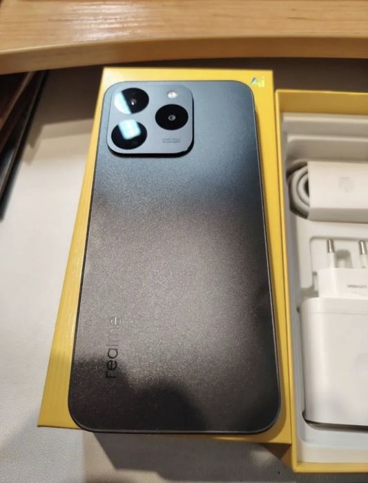 Realme 15t 8/256