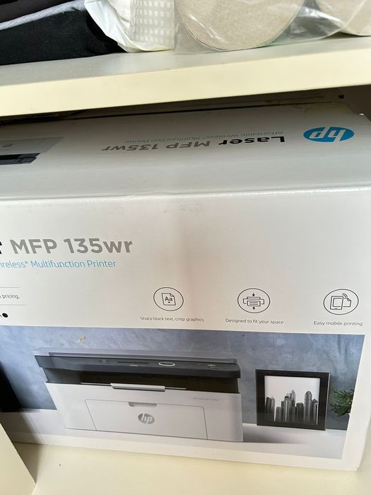 Принтер новый чёрный белый