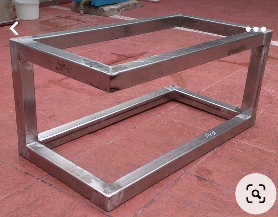 Дизайнер мебели в стиле лофт