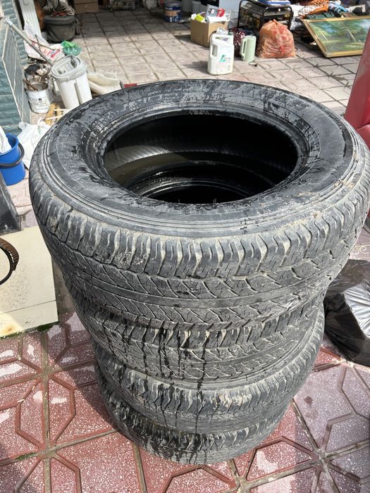 Продам шины от прадо всесезонка грандтрек