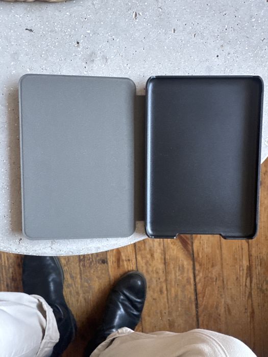 Магнитен Кейс за Kindle 2022/2024