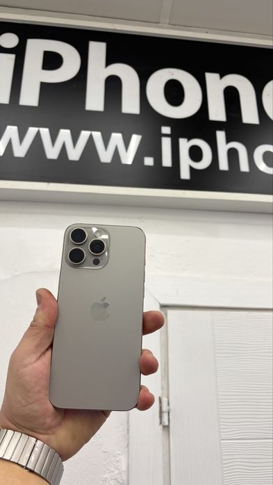 iphone 16 pro max. 256 gb. 18 мес. гаранция