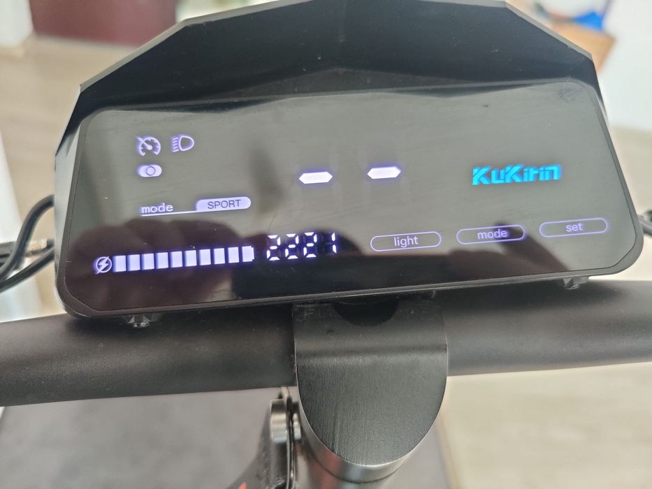 Trotineta electrica kukirin G2