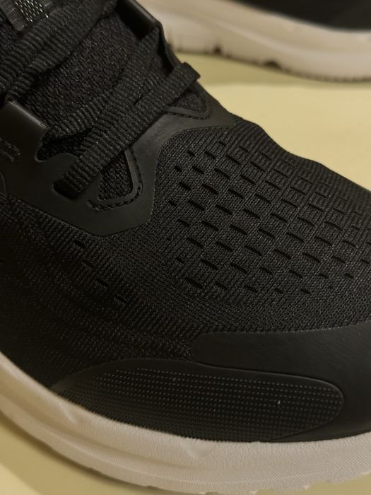 Кроссовки 361 новые