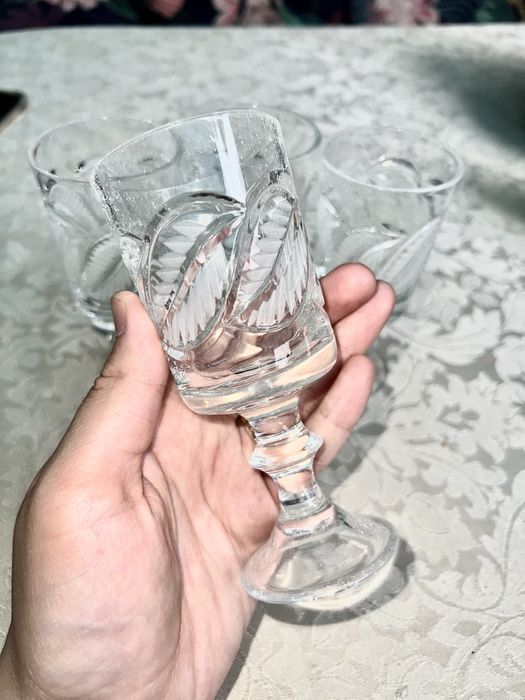 Хрустальные рюмки и турецкий бардак