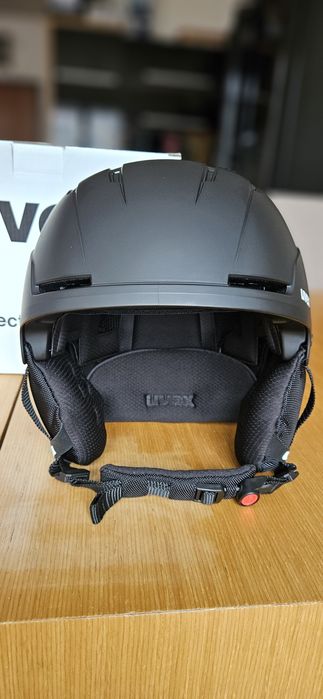 Каска за ски и очила