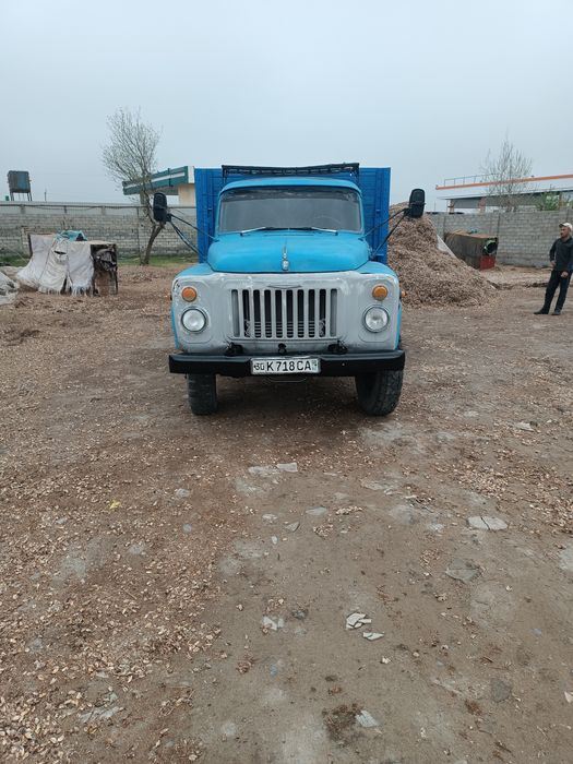 Gaz53 sotiladi. Holati yaxshi.