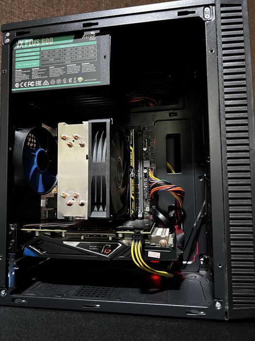 игровой мини компьютер i5+ Asrock