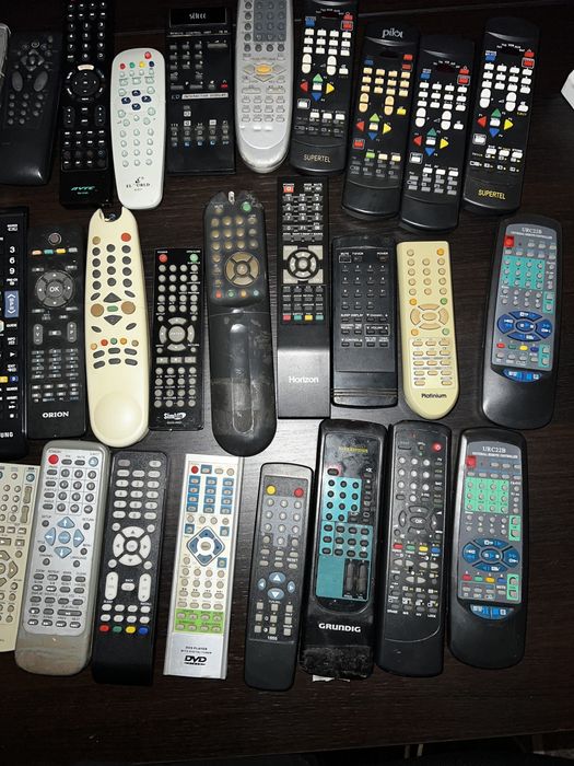 Telecomenzi diverse aparaturii