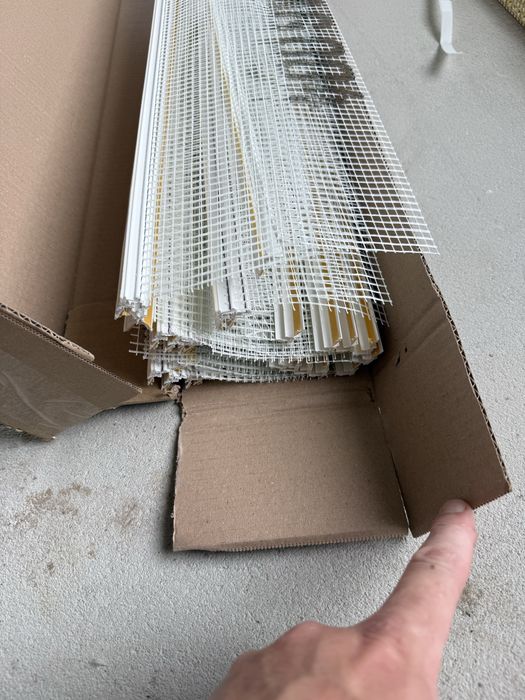 Profil PVC cu plasa  si banda etansare fereastra