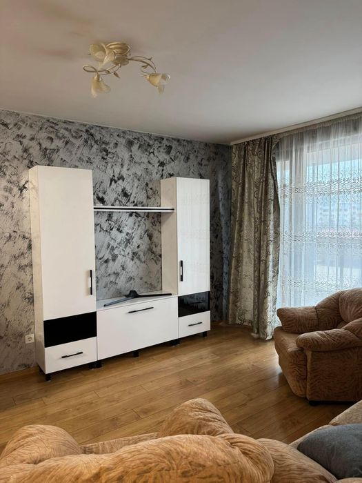 Дава се под наем Двустаен апартамент в София, Люлин 9 - 60 кв.м за 597.21 € - Снимка #1