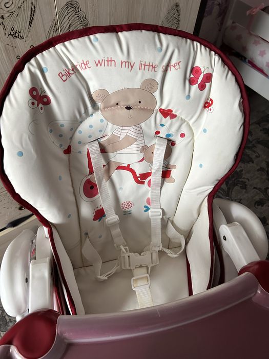 Детский стульчик для кормления