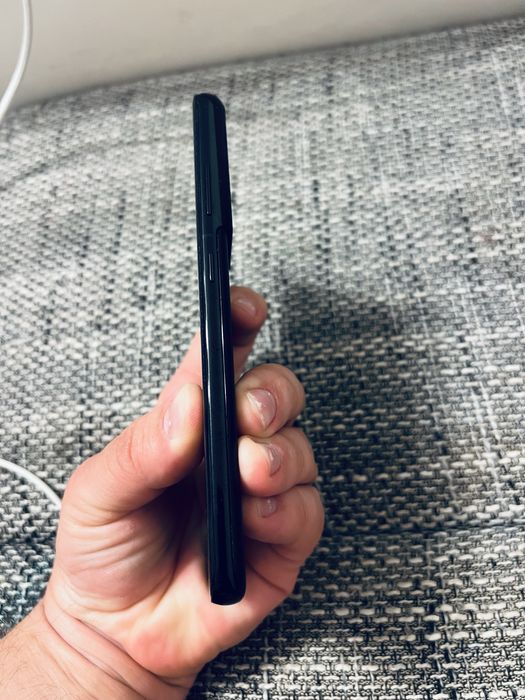 Samsung Galaxy S21 Ultra 5G – 128 GB – 12 GB ram
