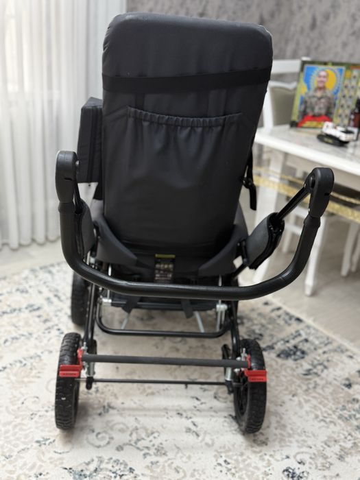 Коляска инвалидная