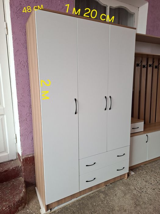 Шифонер новый, ламинат