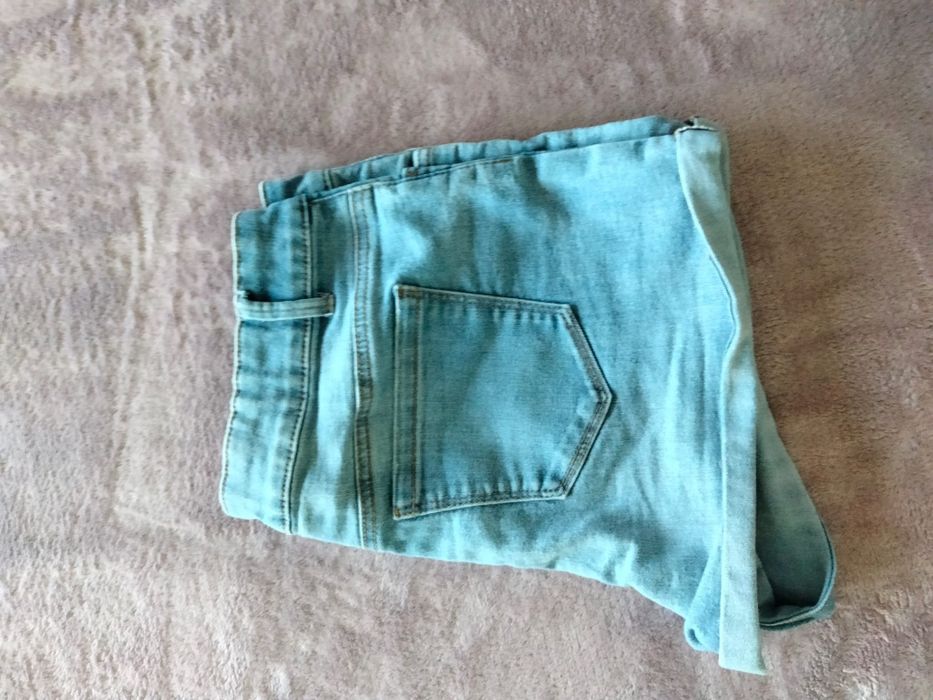 Pantaloni scurti  fete