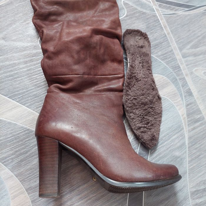 Продам зимние сапоги