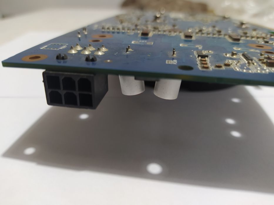 Vând Placă video AsusNvidia Ge Force 9600GSO