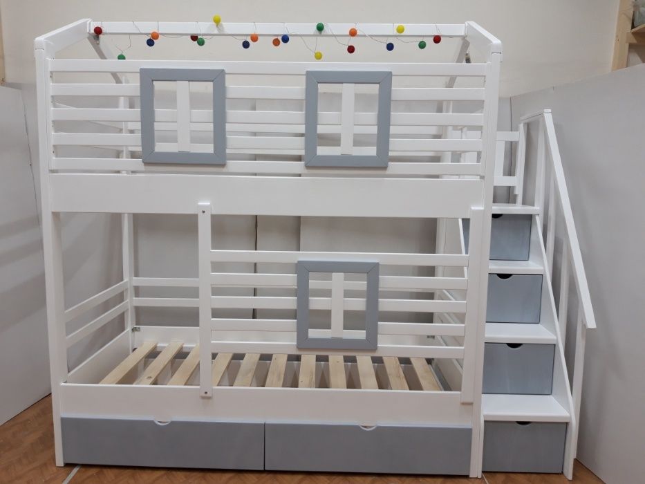 TRANSPORT GRATUIT.Pat etajat-supraetajat.Cod 2607.