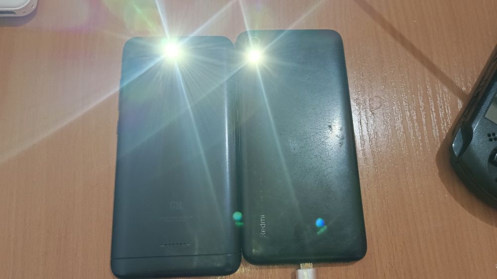 PSP E1008 және екі Redmi