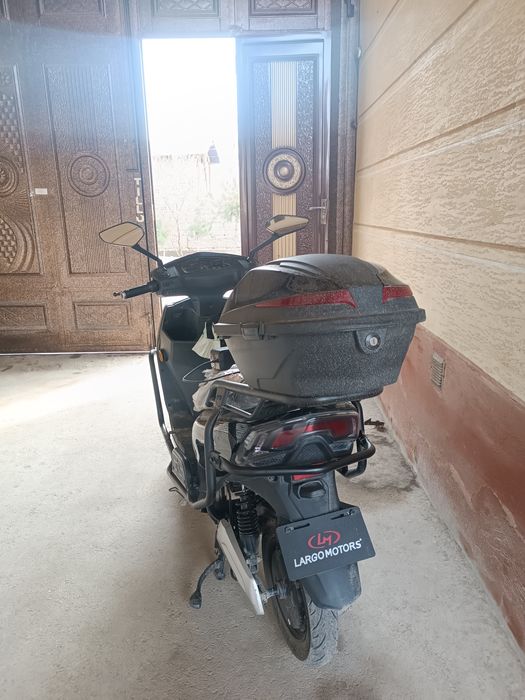 Скутер сотилади янги 6талик