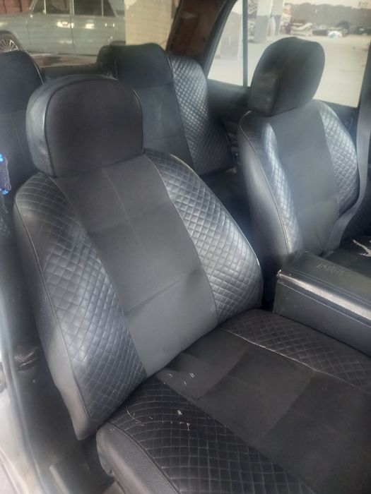 Vaz 2107 sotiladi