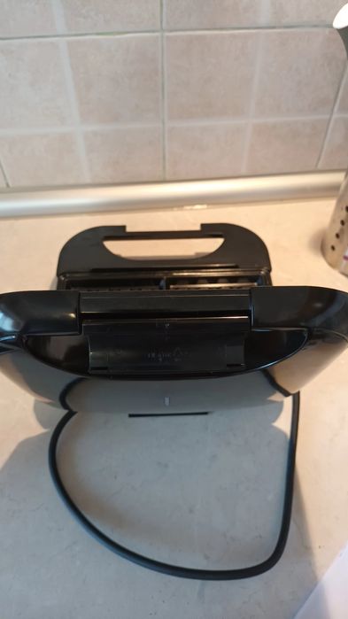 Гофретник Waffle Maker – незалепващо покритие, автоматична температура