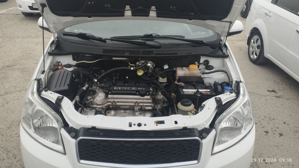 Нексия 3 нақ хам кредитке болабереди.