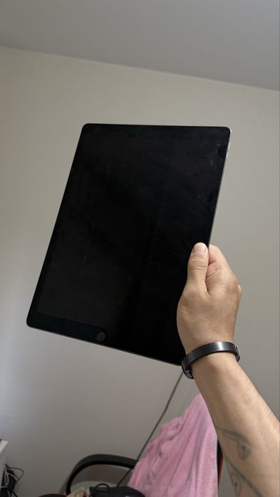 iPad Pro 12.9 64GB (2-поколения) SIM подержкой