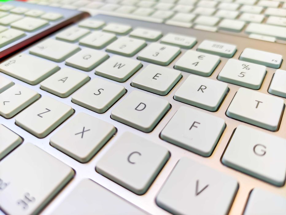 Apple Magic Keyboard A1314 безжична клавиатура Bluetooth Mac Windows