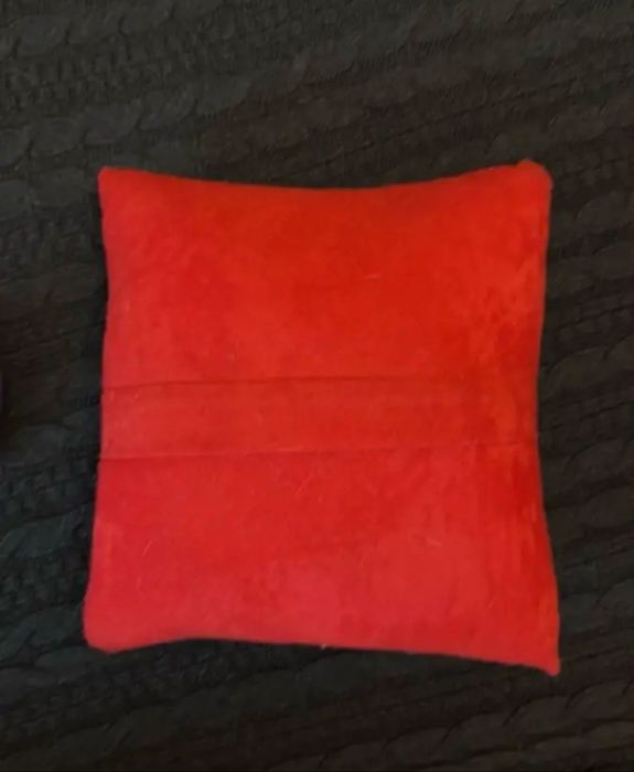 Подушка и мягкие брелоки