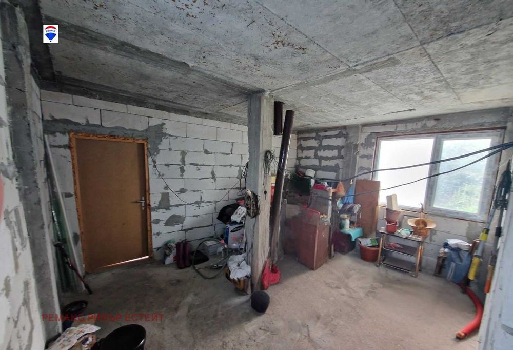 Продава се Къща в с. Долно Абланово, Област Русе - 72 кв.м за 646 €/кв.м - Снимка #10