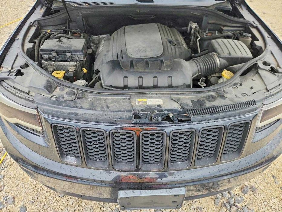Jeep Grand Cherokee Limited Overland Summit 3,6 pentastar 5,7 Hemi