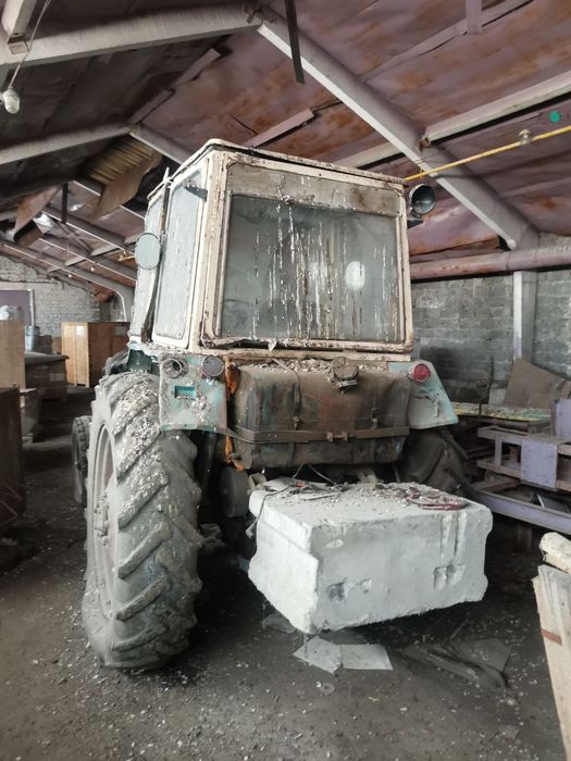 Трактор ЮМЗ с документамт.