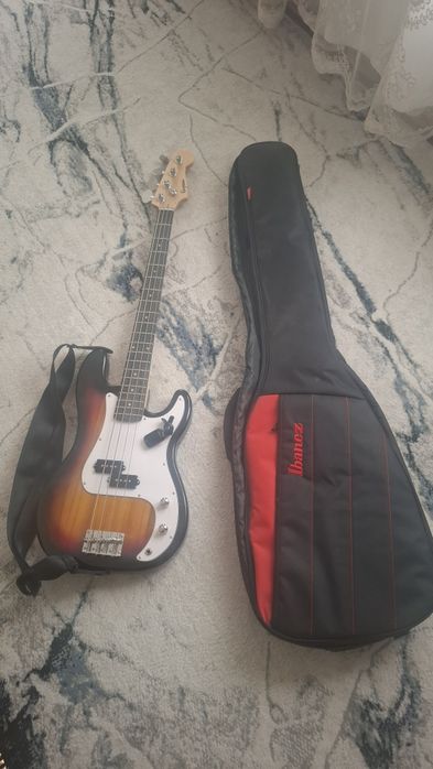 Bas gitara sotiladi